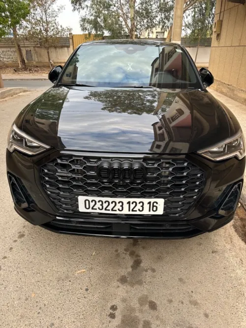 Audi Q3 2023 S ling