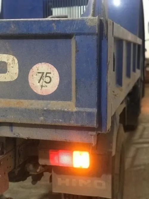 Hino 300 2012