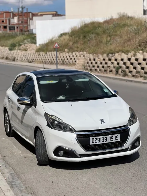 Peugeot 208 2019 Allure Facelift