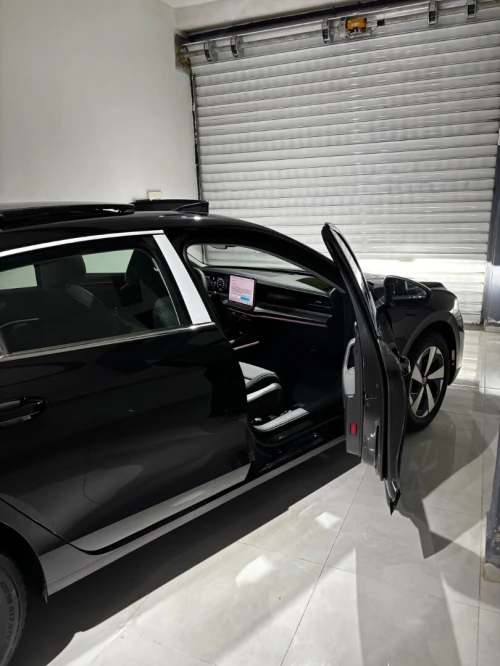 Volkswagen Passat 2025 R Line