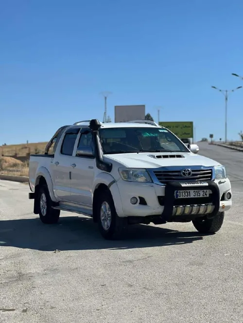 Toyota Hilux 2015 LEGEND DC 4x4