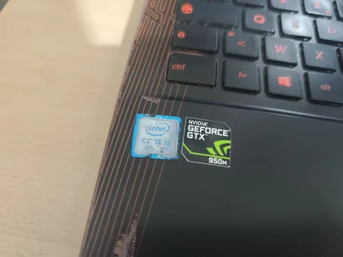 Asus i5 7300HQ Gforce GTX 950m
