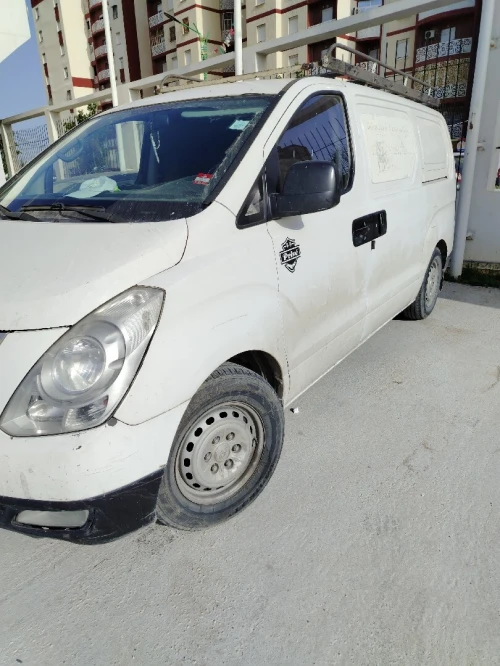 Hyundai H1 2014 Tolé