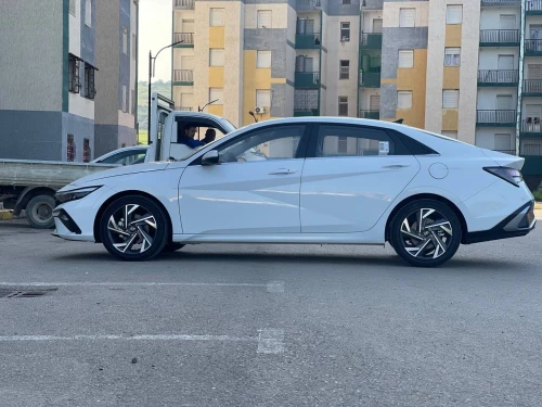 Hyundai Elantra 2026 Glx