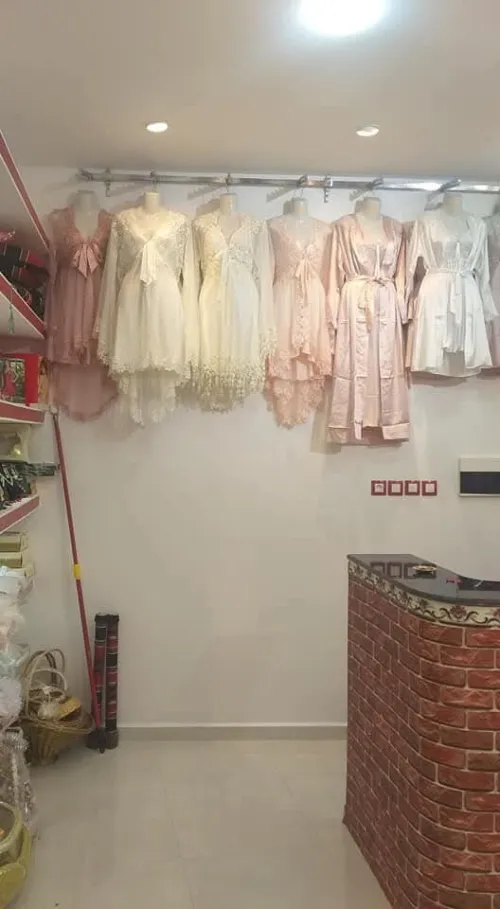 Vente Robes blanches et autres