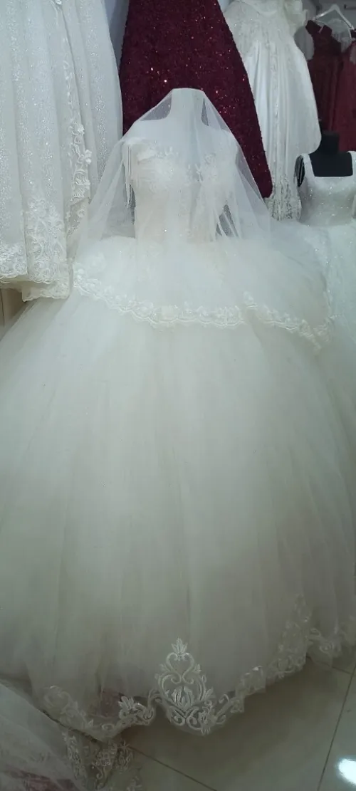 Vente Robes blanches et autres