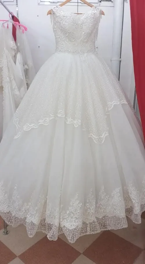 Vente Robes blanches et autres