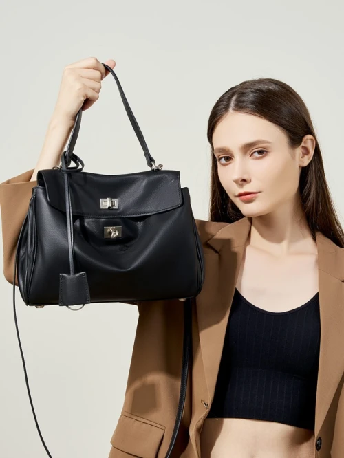 Sac tote Kelly Rodeo cuir de veau lisse grande capacité nouveau modèle 2026 fermoir verrou à main et épaule sous le bras pour le travail