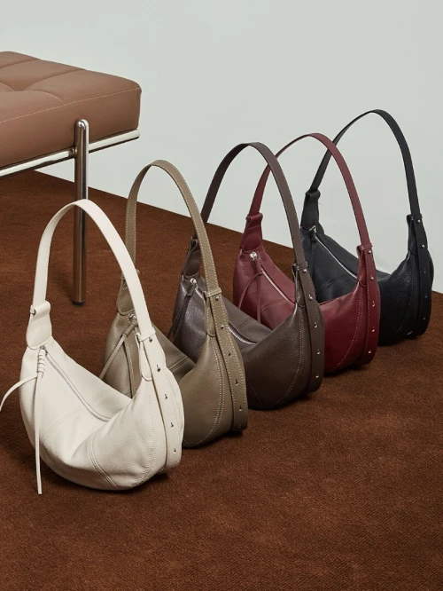 Sac croissant en cuir de vache pleine fleur, style dumpling, nouveau modèle, niche, bandoulière, pratique, couleur unie, cuir souple pour femme