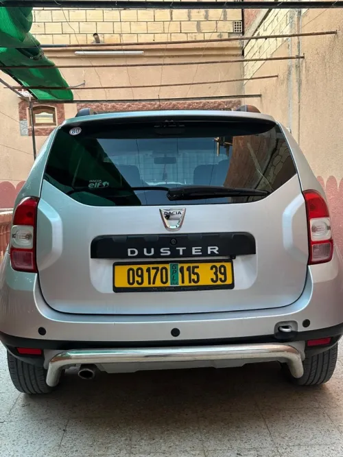 Dacia دستار 2015 