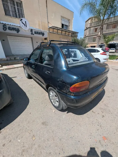 Mazda 323 2000 323