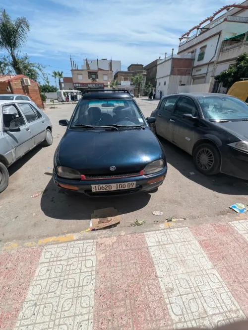 Mazda 323 2000 323
