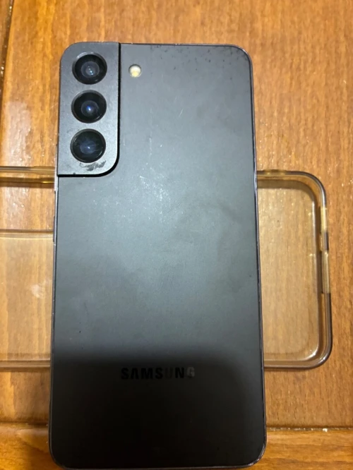 Samsung S22