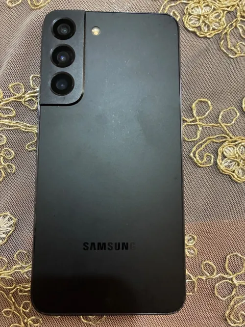 Samsung S22