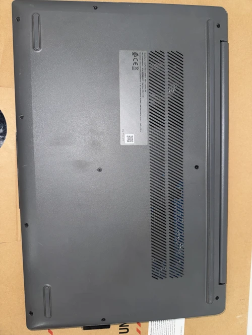 Lenovo idea slim 3 I7 16Go ddr5 512ssd
