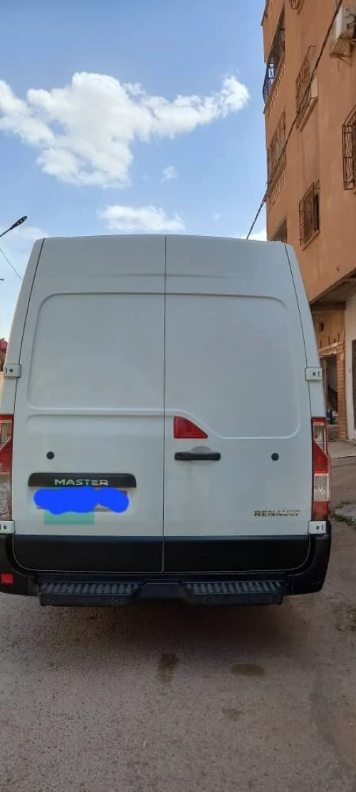 Renault Master 2012