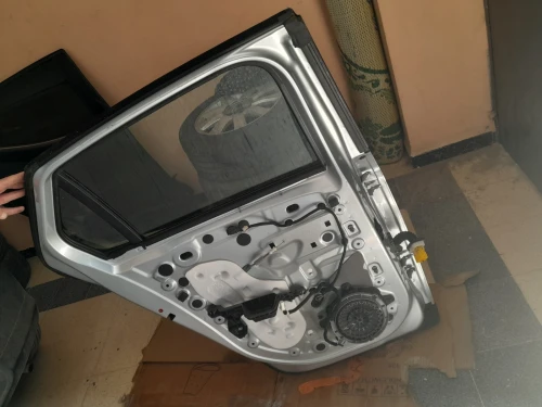 Porte gauche opel corsa 2023 original de France