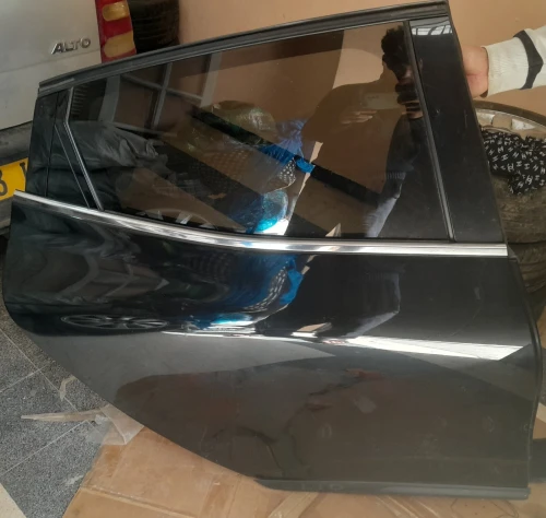 Porte droite clio 5 2024 original