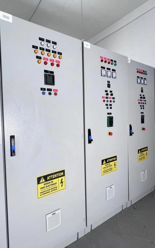 Montage et câblage armoires électriques ( TGBT , automatisme, distribution, pompage , démarreur progressif, variateur de vitesse ..)