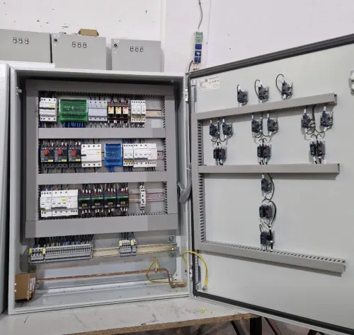Montage et câblage armoire électrique ( TGBT , automatisme, distribution, pompage , démarreur progressif, variateur de vitesse ..)