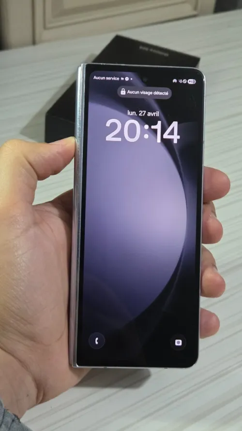 Samsung Z fold 5