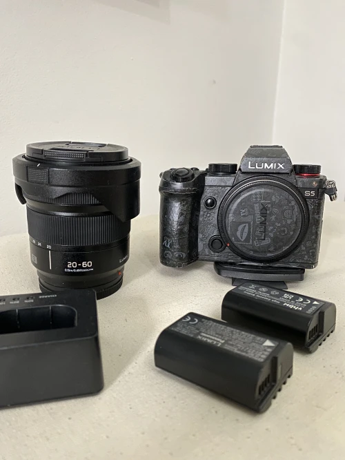 Lumix s5