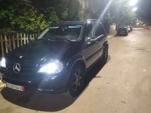 Mercedes ML 2004 Mercedes ML pack AMG d'origine