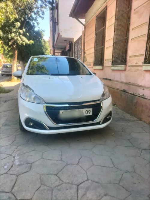 Peugeot 208 2014 Allure