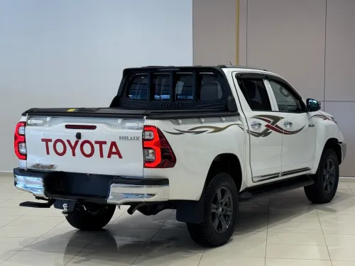 Toyota Revo  2026 Hilux 2.4 150ch / 4×4 full option 2026
