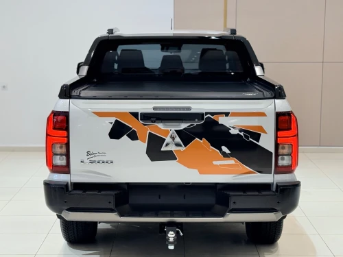 Mitsubishi L200 Sportero 2026 Black edition
