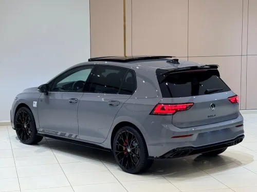 Volkswagen Golf 8 2026 R-Line kit R black edition