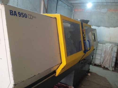 machine injection plastique 100ton