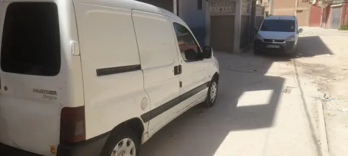Peugeot Partner 2011 Origin