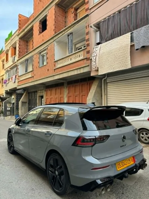 Volkswagen Golf 8 2025 R-Line