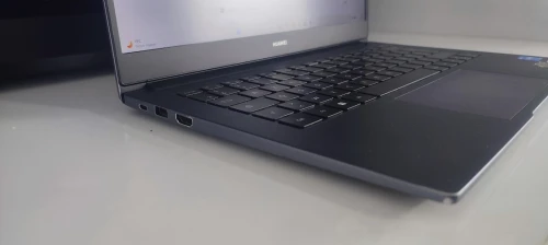 HUAWEI MATEBOOK D14