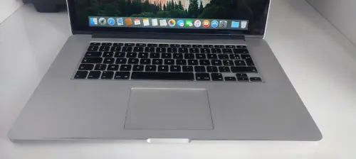 macbook pro 2025 retina