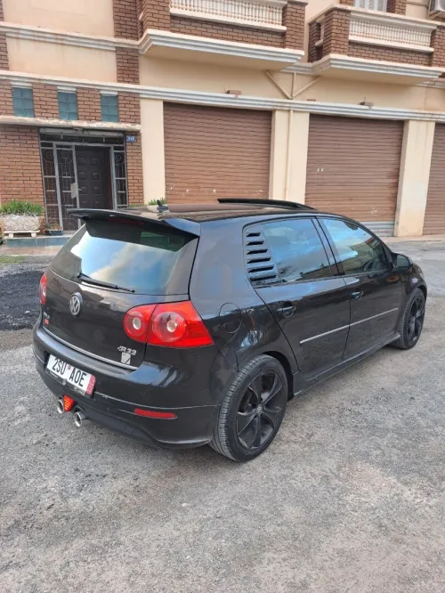 Volkswagen Golf 5 2007 R32