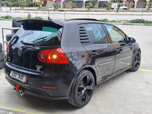 Volkswagen Golf 5 2007 R32