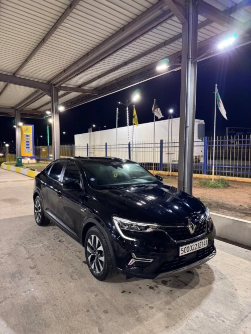 Renault Arkana 2021 E-tech Engeered