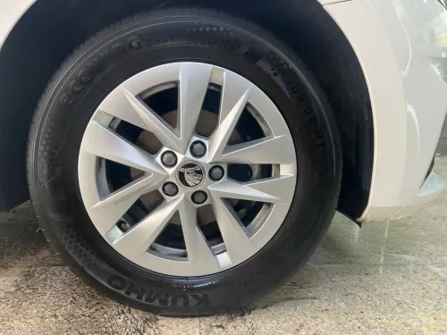 Skoda Fabia 2023 Embition plus