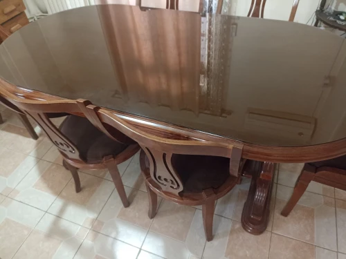 Table de salle à manger en hêtre