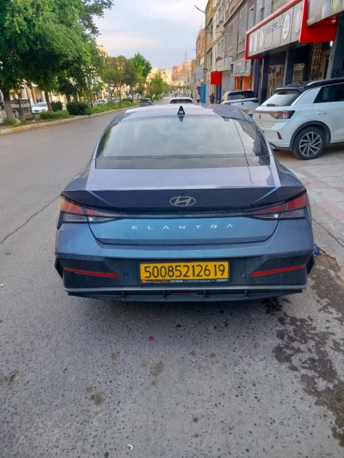 Hyundai Elantra 2026 