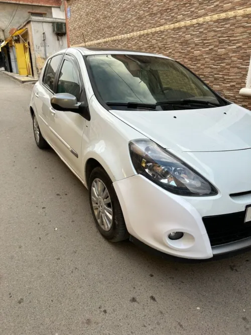 Renault Clio 3 2012 Night and Day