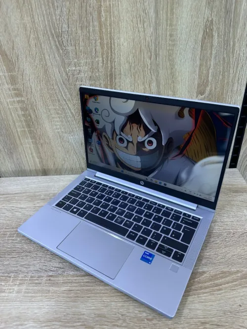 HP EliteBook 430 G8 | i5-1135G7 | 16 GB RAM DDR4 | 256 GB SSD NVMe