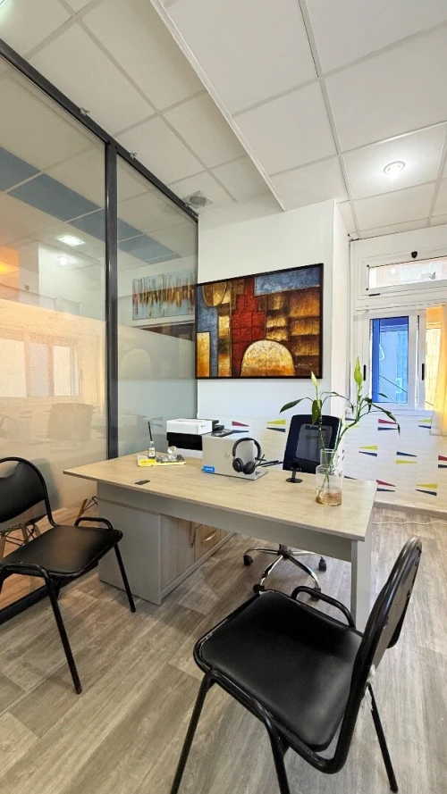 Location des bureaux vitré / domiciliation d'entreprise / adresse commerciale /office