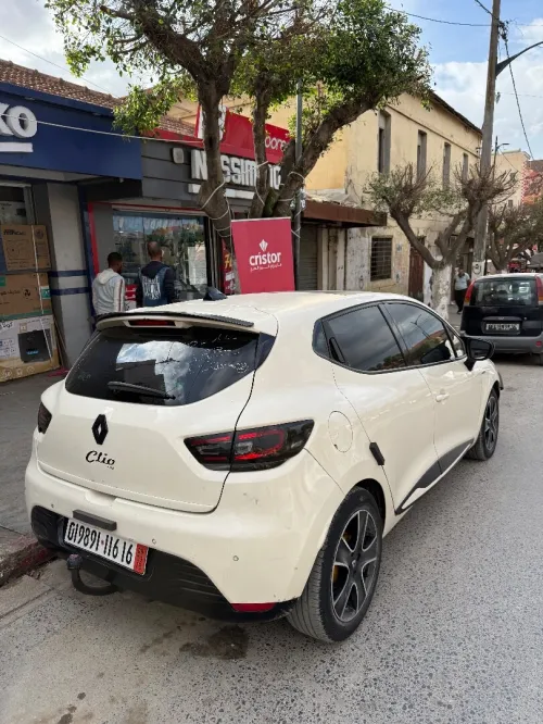 Renault Clio 4 2016 Ivory