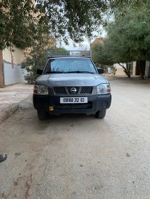 Nissan Pickup 2012 Pickup