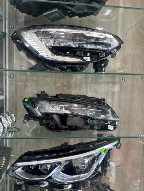 Phare Audi A3 nouveau / A1 nouveau / Clio 5 / T-cross / ateca / A3 2017 / S3 2015 / Golf 8 /308 gt 