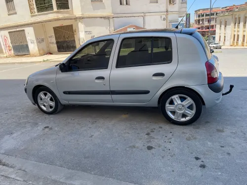 Renault Clio 2 2003 PRiVLEGE
