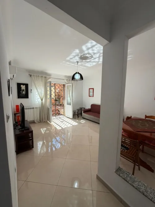 Location Appartement Niveau de villa F3 Alger Birkhadem